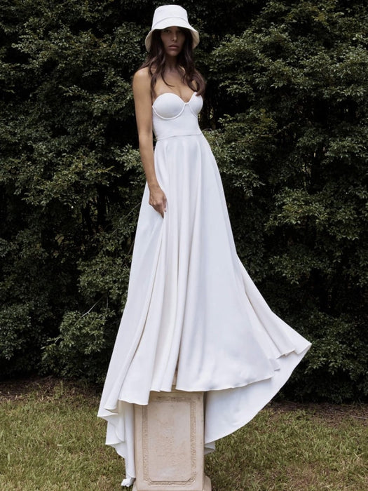 White Simple Wedding Dress Satin Fabric Strapless Sleeveless A-Line Natural Waist Bridal Dresses With Train