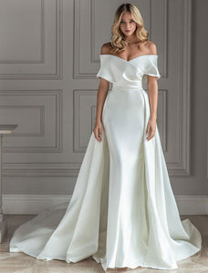 Retro White Wedding Dress With Train Satin Off The Shoulder Pleated Mermaid Bridal Gowns