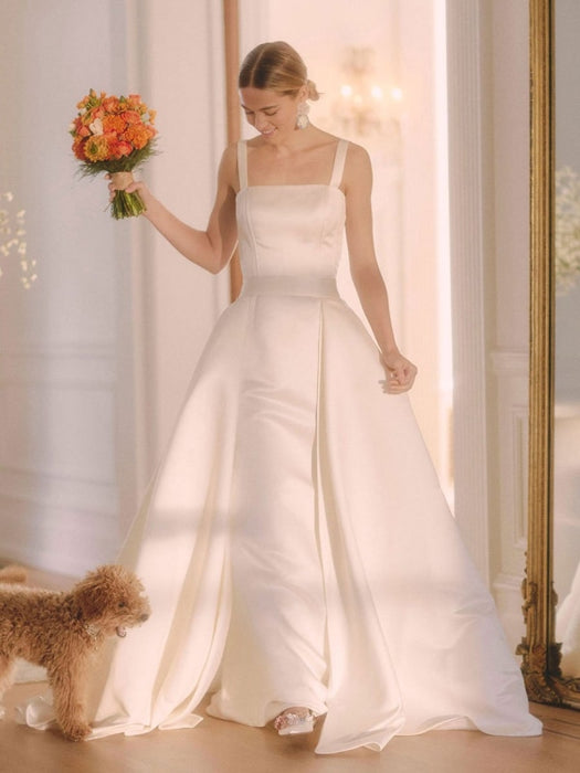 White Vintage Wedding Dresses Strapless Sleeveless Natural Waist Satin Fabric Floor-Length Bridal Gowns