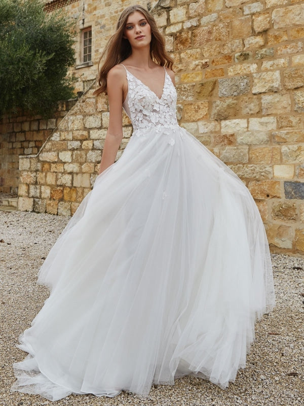 White Wedding Gowns Chapel Train A-Line Sleeveless Spaghetti Straps Matte Satin V-Neck Lace Bridal Gowns