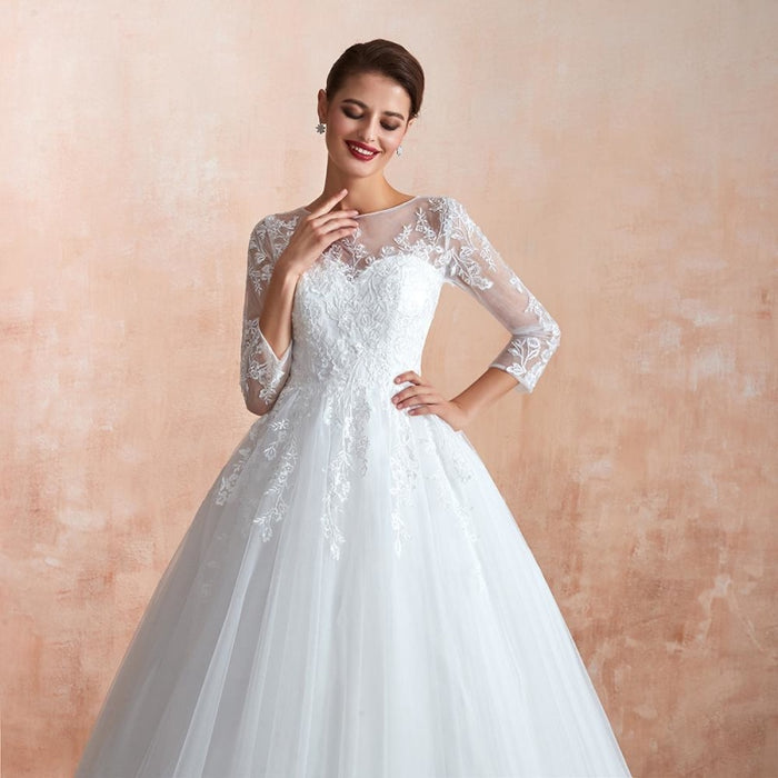 Wonderful Appliques Tulle A-line Wedding Dress - Wedding Dresses